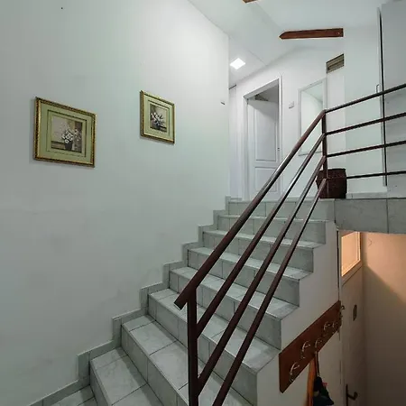 Apartment Todorovic Vinci