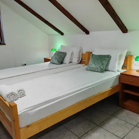 Todorovic Apartment Vinci